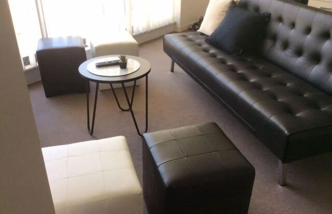 Serviced Apartments Sydney - Photo 9