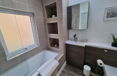 4 Bed Townhouse-sleeps 7-garden-pets-valley View - Foto 36