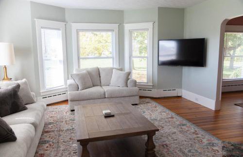 The Homestead Historic Charm & Big Backyard - Foto 13