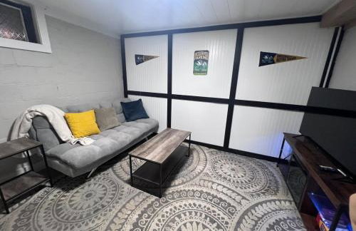 Large Five Bedroom house with outdoor patio with Jacuzzi and television! - Foto 30