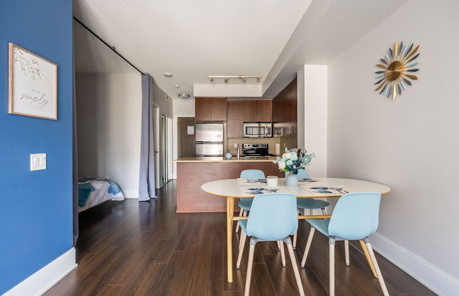 Beautiful Condos In the Heart of Downtown - Foto 10