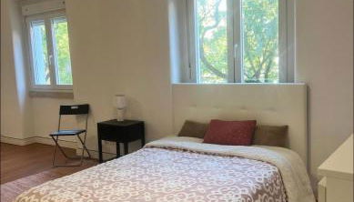 Um quarto em um apartamento - Foto 4