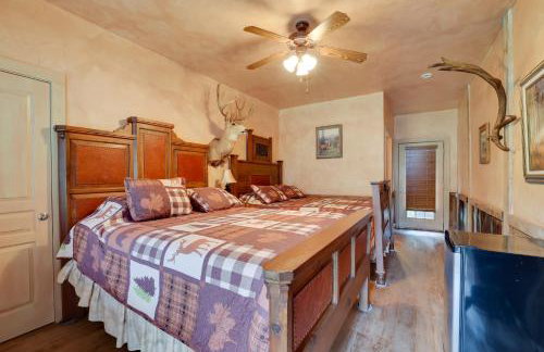 Rural Texas Villa with Hot Tub - Horses Welcome! - Foto 16