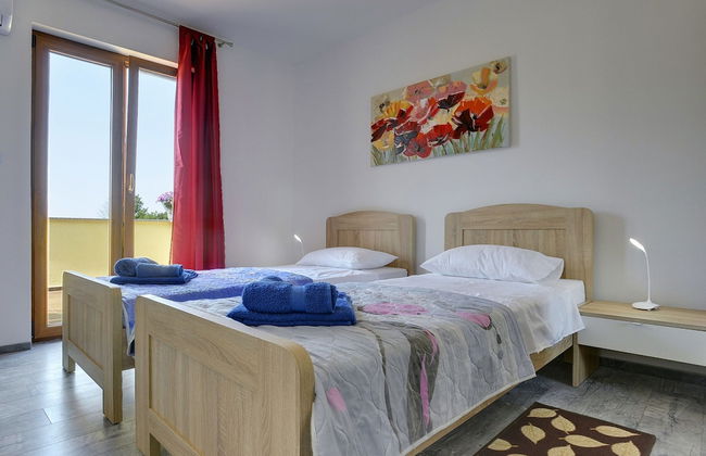 Villa in Pazin With Private Pool - Foto 4