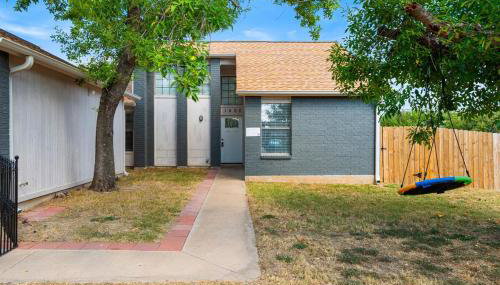 Spacious Family Home in Round Rock w Private Yard - Foto 3