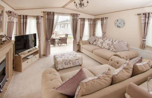 By The Sea Beach Swimming Pool - Photo 2