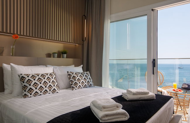 Hersonissos Beach Front Suites - Photo 11