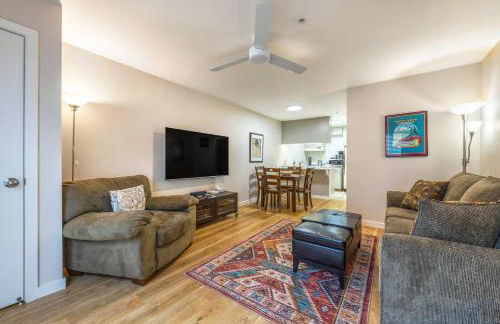 15 Lodge with Hood River Bridge View - Foto 7