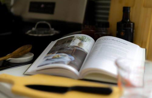 Casa del Pez - Bold, Bright & Steps to the Sand! - Foto 18