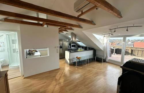 Helles, modernes Appartement - Foto 1