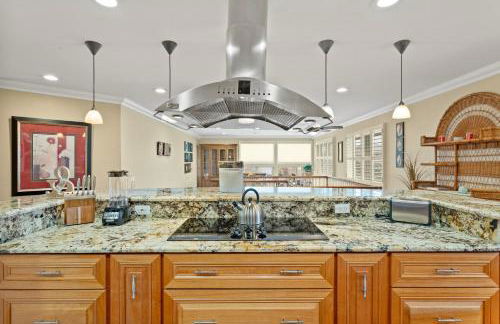 Bonita Beach Waterfront Paradise - Photo 11