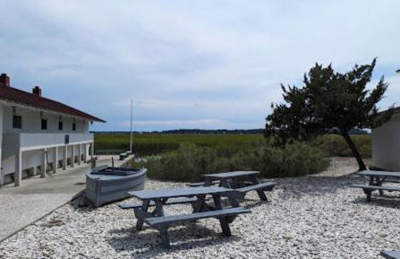 Near Starland & River St - Private Patio & BBQ - Parking - Foto 25