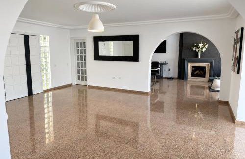 Large Villa in Maspalomas with Huge Private Pool, Jacuzzi & Gym - Foto 30