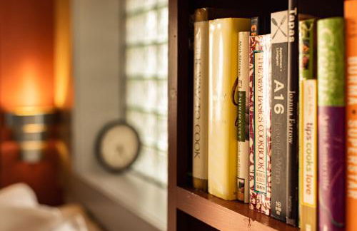 Luxury Living in Historic Bank Haven of Art&Music - Foto 27