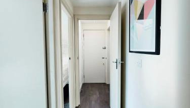 Euston Flats - Photo 5