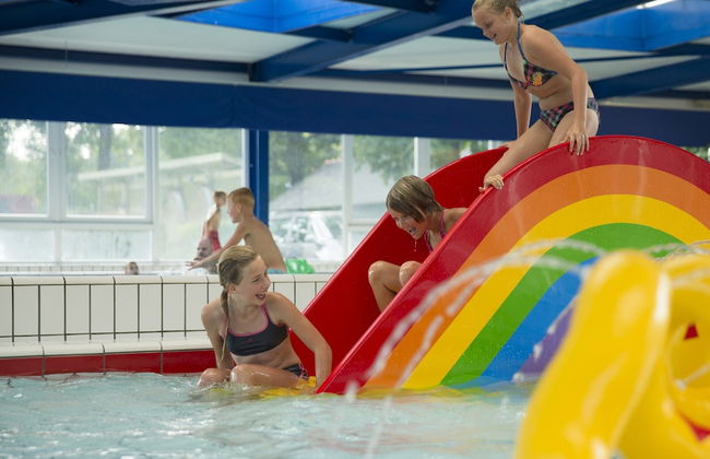 Fine Chalet near Water with Woodfired Hot Tub - Foto 7