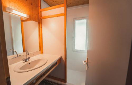 Village de Gîtes des Chalets du Camping du Golf - Foto 24