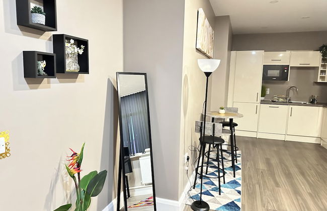 2 Bed Apartment - Sleeps 4 - Wifi - Parking - Foto 3