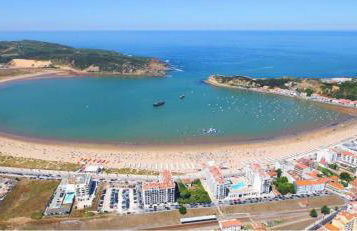 Silver Coast Holiday - Photo 20