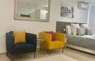 Bayview Apartment 213 - Photo 3