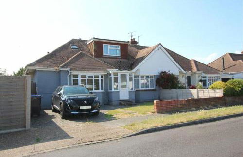 Seaside House Lancing with Parking - Foto 29