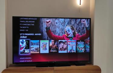 Modh Patras City Centre - Modern Design Oasis - Photo 13