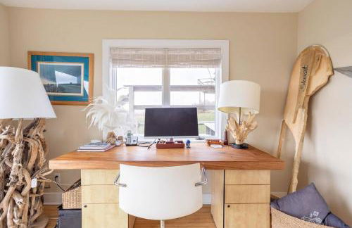 Surfside Villa by Rove Travel - Oceanfront Home with Hot Tub - Foto 30