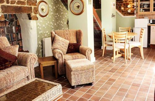 Butterfly Lodge quirky rural home stunning views - Photo 26