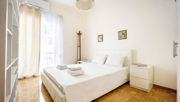 Acropolis 5 Hills 1st FLR Aprt - Foto 3, Habitación