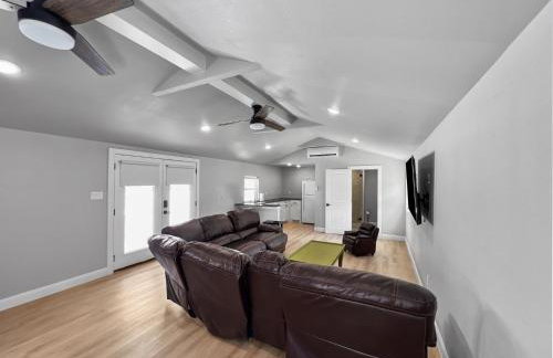 Lakefront Retreat with Sandy Beach! - Foto 13