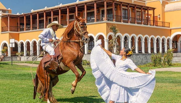 Hacienda La Caravedo Folkloric Dinner Show & Pisco Tasting - Foto 5