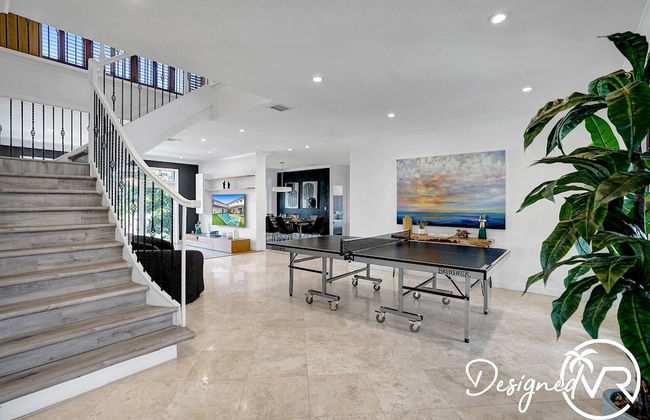 Amazing 7 BR Villa With Heated Pool Near the Beach - Photo 72