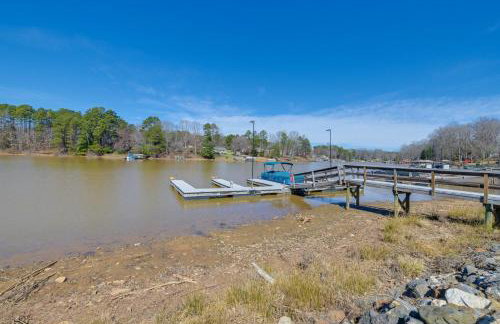 Boat & Fish: Waterfront Gem in Sherrills Ford! - Photo 20