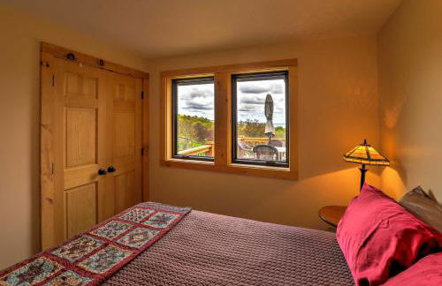 Naples Cabin with Lake Views and Wraparound Deck! - Foto 14