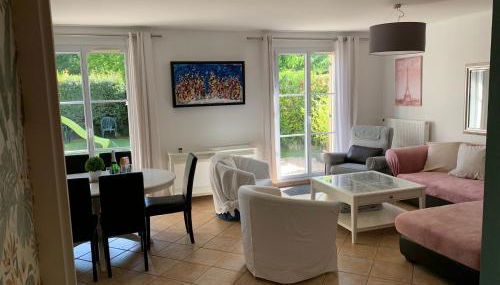 DISNEY & PARIS Happy Villa for 10 persons with Private Garden & Terrace 4 bedrooms, 3 bathrooms FIBER Wifi Netflix & free Parking - Foto 4