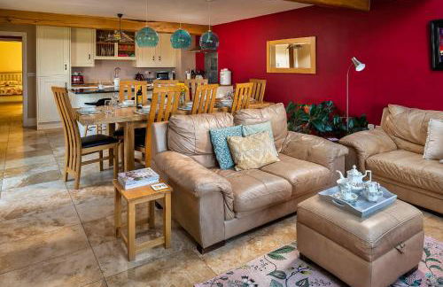 Finest Retreats - Skyview Lodge - Photo 2