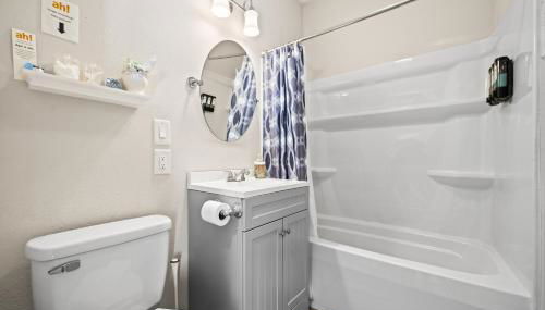 Spring Bungalow - A cozy getaway in downtown Hot Springs! - Foto 5