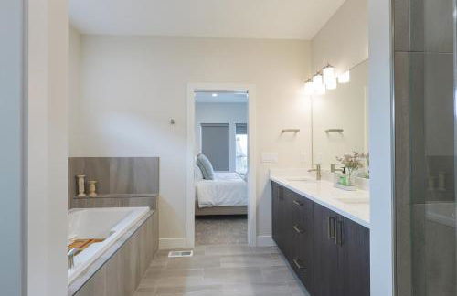 Mountain Art Retreat Ski Escape Hot Tub Games - Foto 66