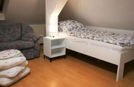 Attic Oelsnitz am Hegebach mit Netflix und Parkplatz Self Check-in - Foto 14