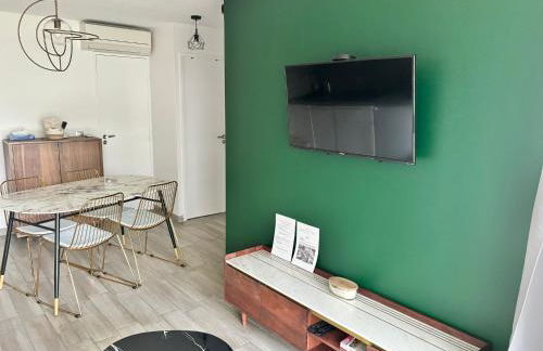 4 pers , 100m de la plage marina baie des anges French Riviera - Foto 18