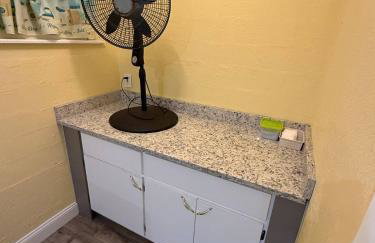 Best 4 Master King bedroom/ Fun Daytona Beach Home - Foto 23