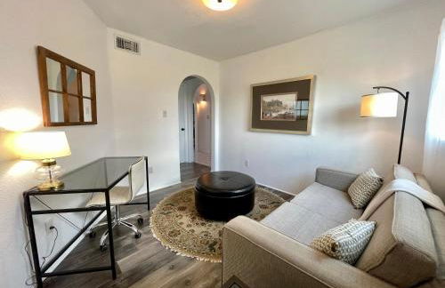 Architect's 'Castle' - Golf Villa with Views - Foto 18