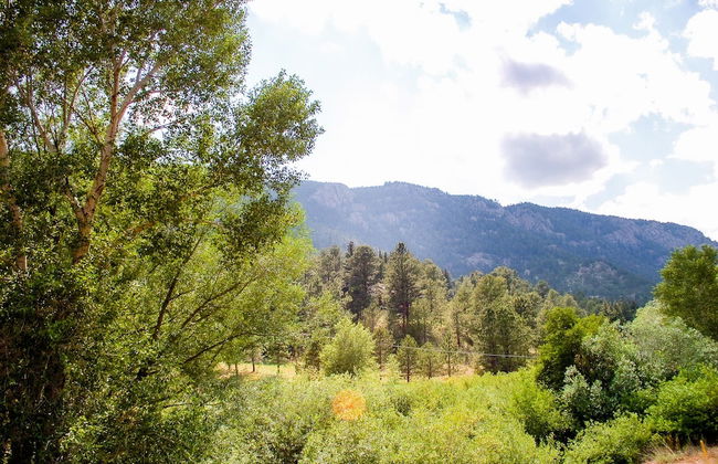 7 Bedroom on the Side of Pikes Peak on a Mountain Stream - Foto 45