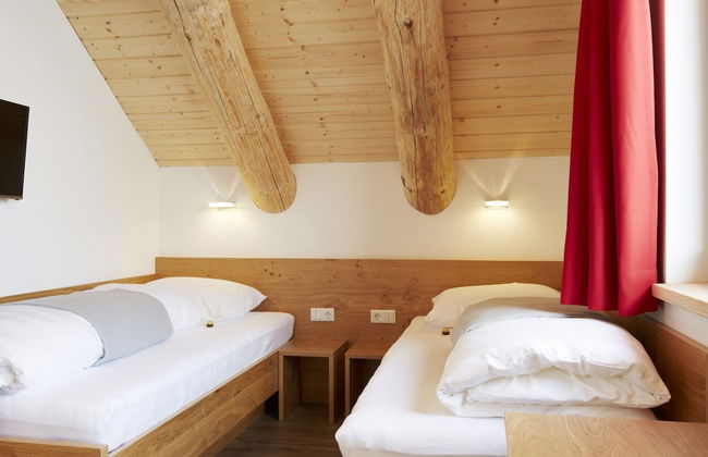 Chalet in Ladis by Ski Slope & Sauna - Photo 4