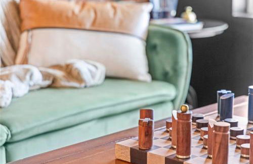 10 min to DIA, Walk to the Gaylord! - Foto 12