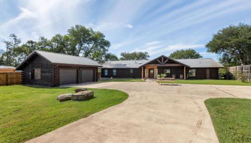 Guadalupe Bluff Log Cabin - Foto 2