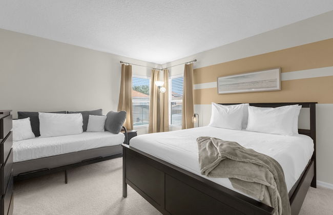 Large Spacious Home w Private Pool Hot Tub - Foto 34