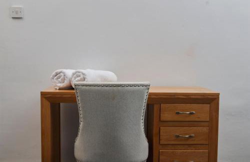 Spacious Bradford House with 4 bedrooms & 6 Beds by PureStay with Parking for 7 nights min! - Foto 24