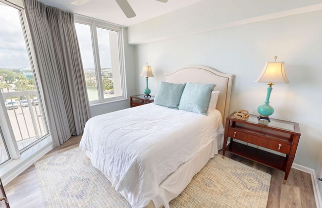 Silver Beach 506 is a gorgeous Gulf Front 4 BR with free beach service - sleeps 8 by RedAwning - Foto 4