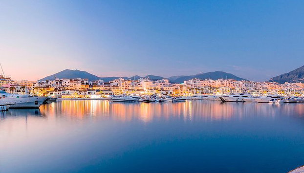 Traslado privado desde el aeropuerto de Málaga (AGP) a Alhaurín El Grande - Foto 5